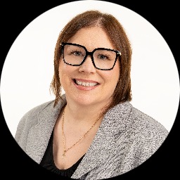 Psychologist Christine Perez providing different types of therapy in Lenexa