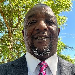 Psychologist Darryl Calloway providing different types of therapy in Cottonwood