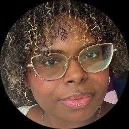 Psychologist Monique Gardner providing different types of therapy in Midlothian