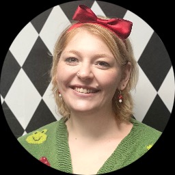 This is Lauren Hoskins's avatar