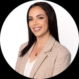Photo of Lauren Clare