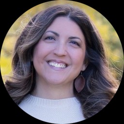 This is Carie Vella's avatar