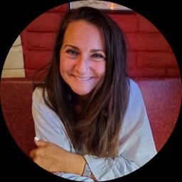 Psychologist D'andrea Washburn providing different types of therapy in Ashburn