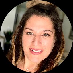 Psychologist Donna Paloy providing different types of therapy in Palmetto Bay