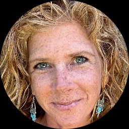 This is Juliet Ahl's avatar and link to their profile