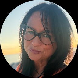 Photo of Christy Hinton