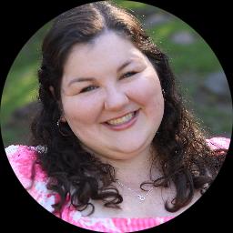 Psychologist Hannah Brooks providing different types of therapy in Alton