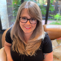 Dr. Ashley Waters - Online Therapist with 5 years of experience