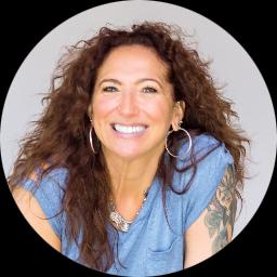 Psychologist Kate Evans providing different types of therapy in Pontiac