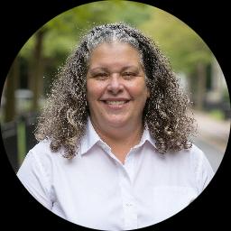 Psychologist Katherine Afuola providing different types of therapy in Clyde Hill