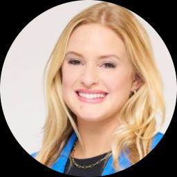 Psychologist Mariana Mackinnon providing different types of therapy in Baldwin