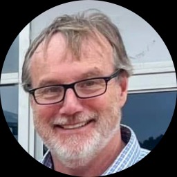 Psychologist Fred Farrar providing different types of therapy in Whitesburg