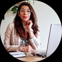 Therapist Sara Nochebuena Photo