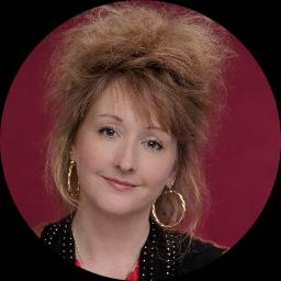 Psychologist Erin McConnell providing different types of therapy in Lefors