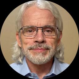 Psychologist Matthew Esselstrom providing different types of therapy in Holtville