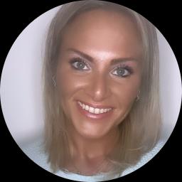 This is Traci Triplett's avatar
