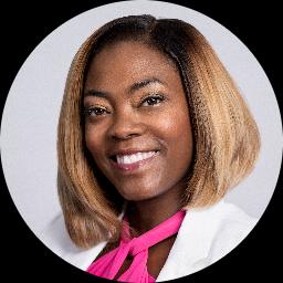 Psychologist Akila Bacon providing different types of therapy in Pittsburg