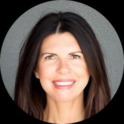 Psychologist Tara Knight providing different types of therapy in Elm City