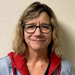 Psychologist Carol Johnson-Schroetlin providing different types of therapy in Elk Grove