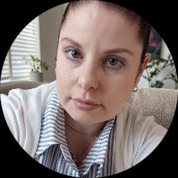 Therapist Kahlin Kelly Photo