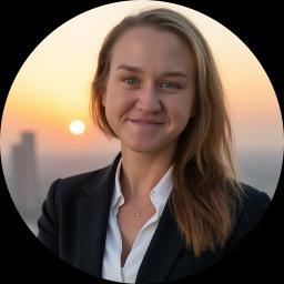 Psychologist Laura Duncan providing different types of therapy in Milan