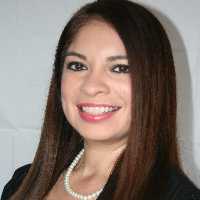 Toni Escamilla - Online Therapist with 10 years of experience