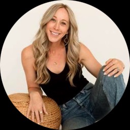 This is Kelley Johns's avatar