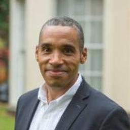 Photo of Denis  Bruce