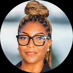 Psychologist Shontay Blakeney providing different types of therapy in Williston