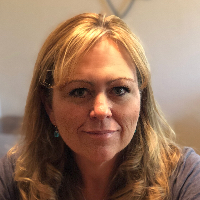 Dr. Elise Von Tersch - Online Therapist with 10 years of experience