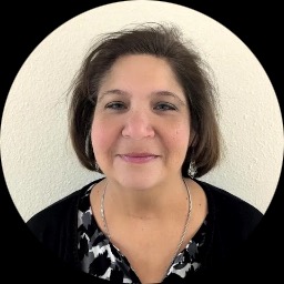 This is Reina Matychak's avatar