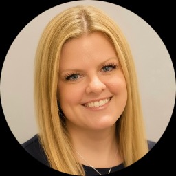 Psychologist Jennifer Karr providing different types of therapy in Justin