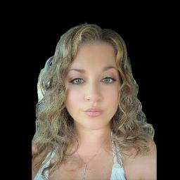 This is Samantha De Felice's avatar