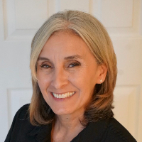 Elizabeth Barrera-Sepulveda - Online Therapist with 22 years of experience
