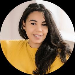 Psychologist Angelina Monell providing different types of therapy in Milan