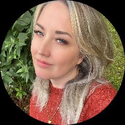 This is Sarah Hudmon's avatar