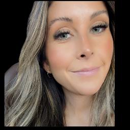 Psychologist Tiffany Goles providing different types of therapy in Gaastra