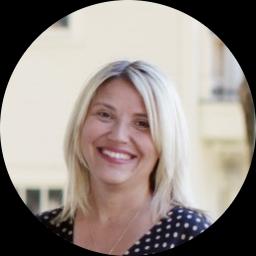 Psychologist Michelle North providing different types of therapy in Elk Grove