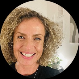 Photo of Lisa Ellerton