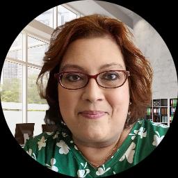 Psychologist Yvette Sabater-Lenk providing different types of therapy in Macclenny