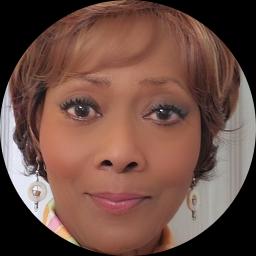 Psychologist Vanessa Stapleton providing different types of therapy in Carl