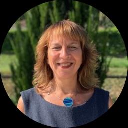 Psychologist Lori Carpenter providing different types of therapy in White Springs