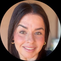 Psychologist Erica Fernandez providing different types of therapy in San Francisco