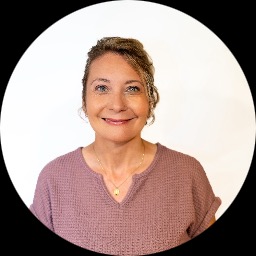 Psychologist Karlee Hoyt providing different types of therapy in Manorville