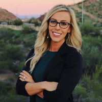 Holly Essler - Online Therapist with 7 years of experience
