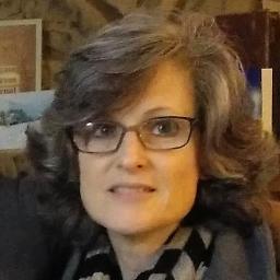 Psychologist Cindy Hamilton providing different types of therapy in Highlands Ranch