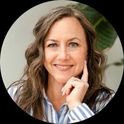 This is Erin Cullen's avatar and link to their profile