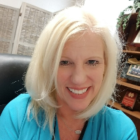 Sheila Newbaker - Online Therapist with 25 years of experience