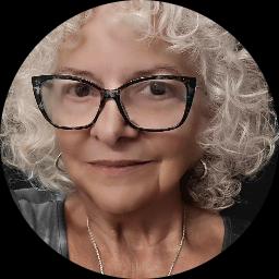 Psychologist Dr. Denise Petrelli-Holst providing different types of therapy in Star Prairie