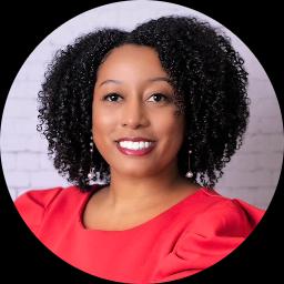 Psychologist Chloe Sloan providing different types of therapy in Casar